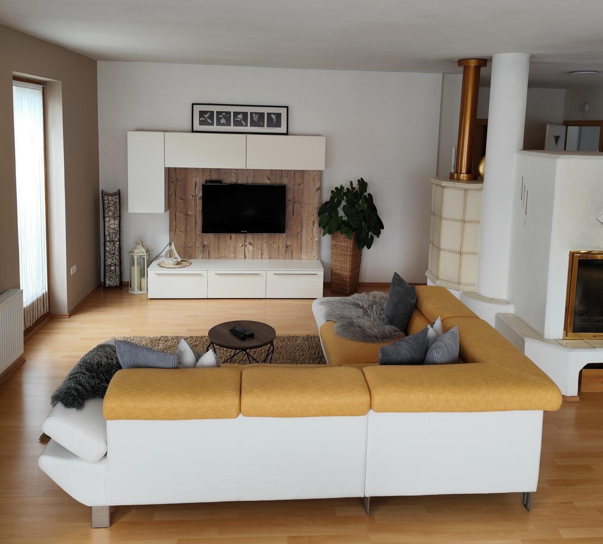 66 - Stylisches Mit Balkon & Toplage In Apartment *